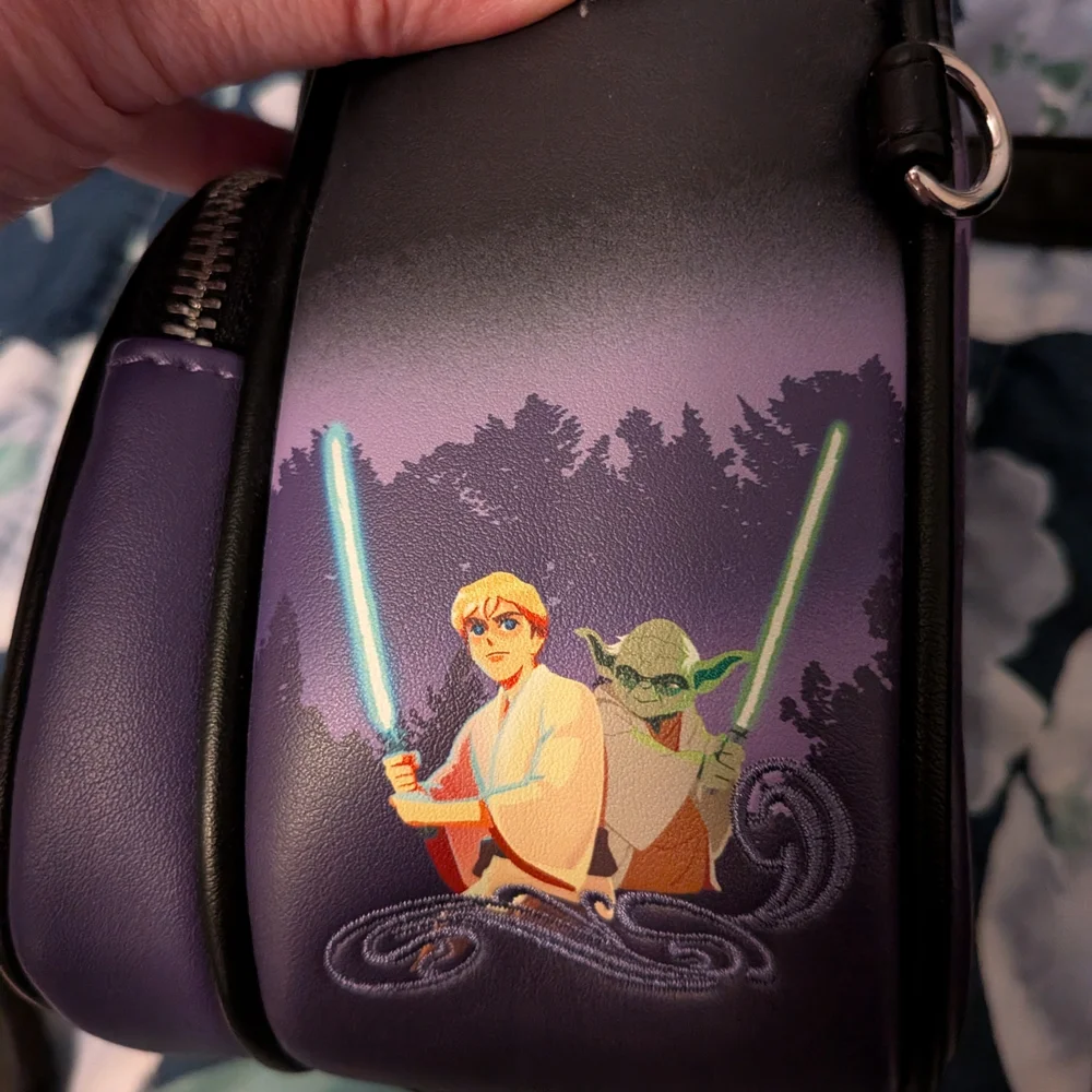 Her Universe Star Wars Crossbody Bag - Picture 5 of 5